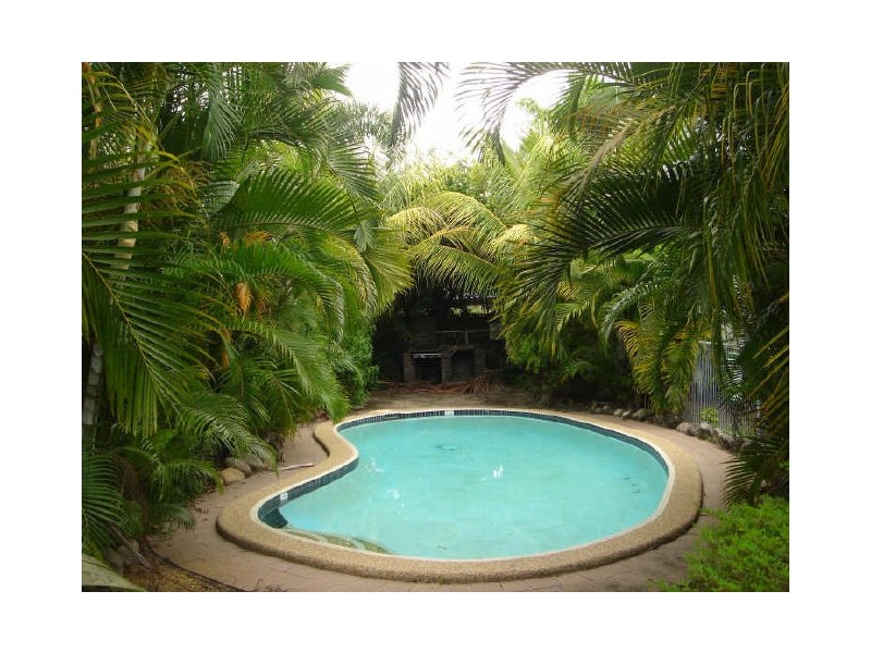 9/323 McLeod Street, Cairns North QLD 4870