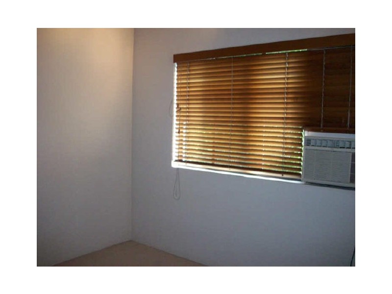 9/323 McLeod Street, Cairns North QLD 4870