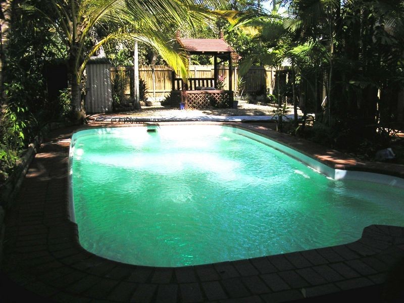 9 Griffiths Street, Manoora QLD 4870