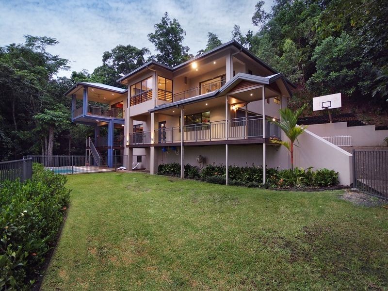 14 Grace Close, Whitfield QLD 4870