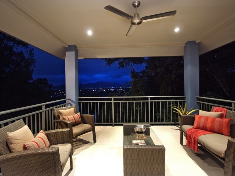 14 Grace Close, Whitfield QLD 4870