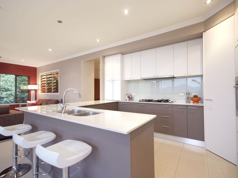 14 Grace Close, Whitfield QLD 4870