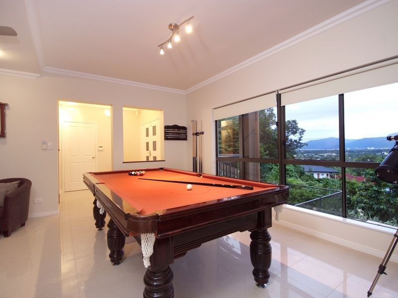 14 Grace Close, Whitfield QLD 4870