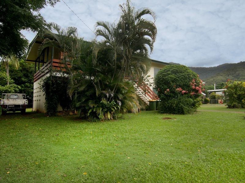 3 Panorama Street, Bayview Heights QLD 4868