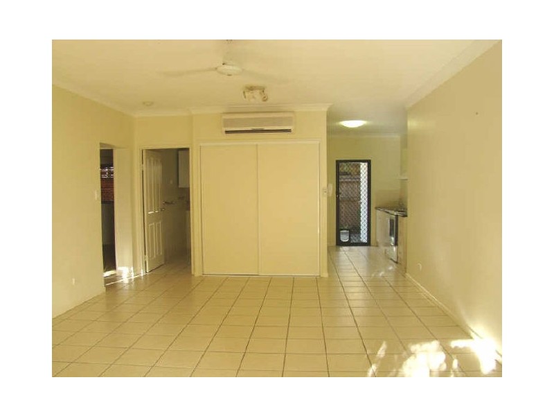 19/3 Stratford Parade, Stratford QLD 4870