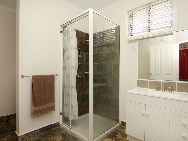 7 Fry Close, Whitfield QLD 4870