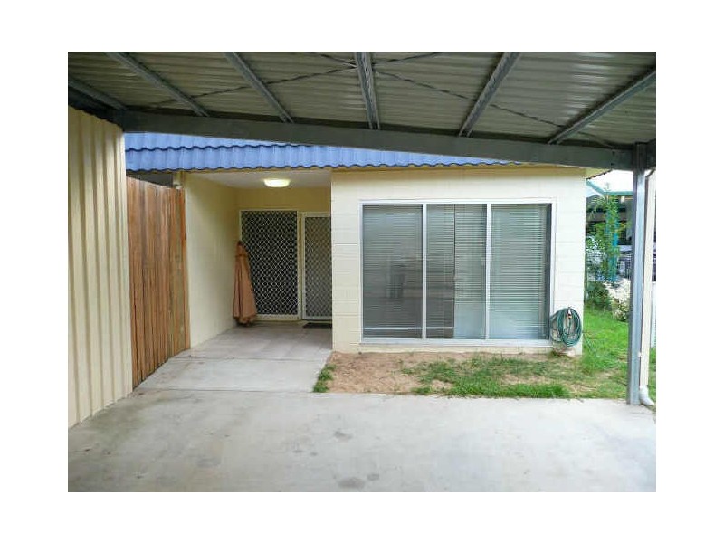 2/155 Greenslopes Street, Edge Hill QLD 4870