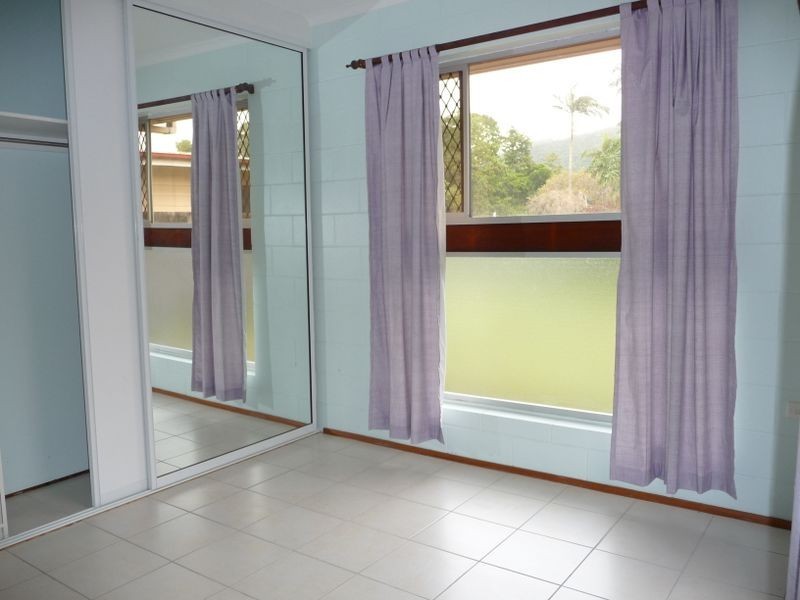 10 English Street, Manunda QLD 4870