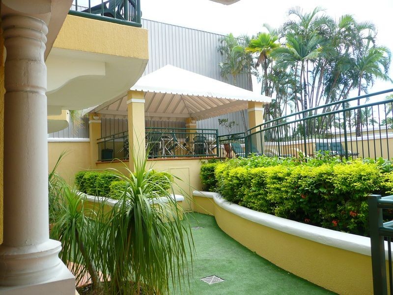 17/62 Abbott Street, Cairns QLD 4870