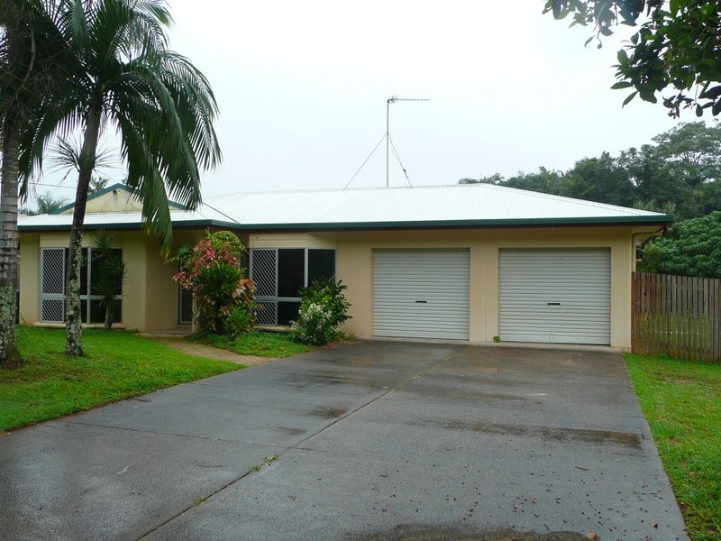 68 Callum Street, Mooroobool QLD 4870