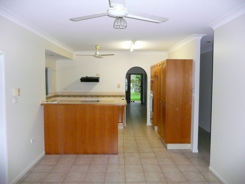 68 Callum Street, Mooroobool QLD 4870