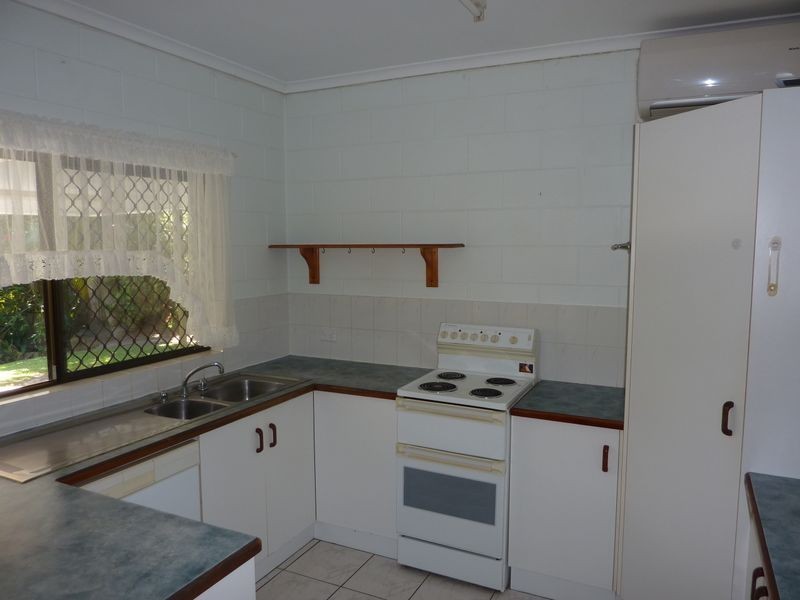 48 Callum Street, Mooroobool QLD 4870