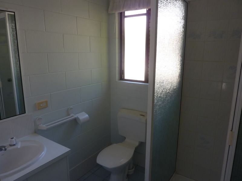 48 Callum Street, Mooroobool QLD 4870