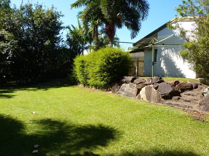48 Callum Street, Mooroobool QLD 4870