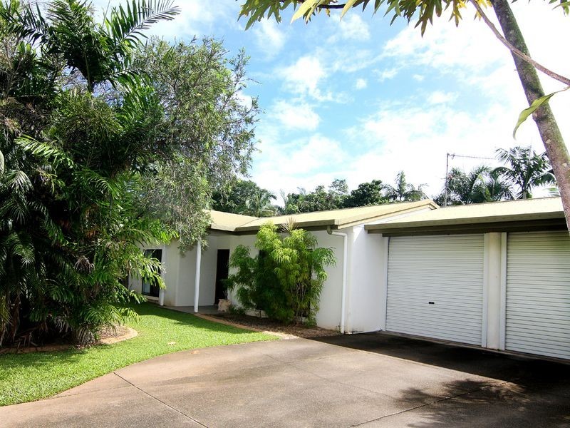 48 Callum Street, Mooroobool QLD 4870