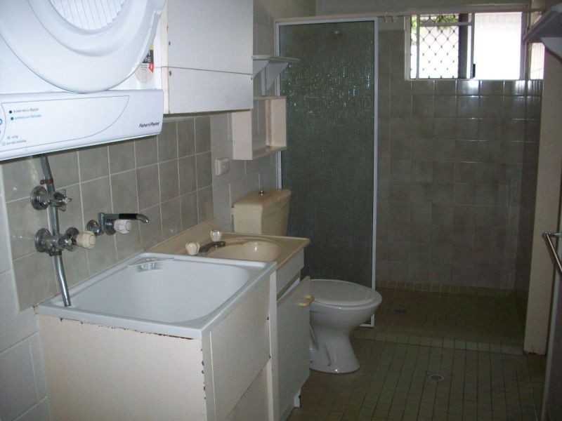 Manoora QLD 4870