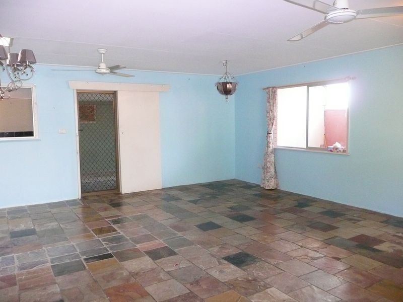 263 Pease Street, Edge Hill QLD 4870