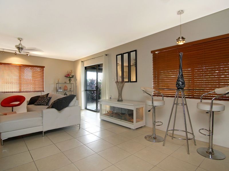 41 Windarra Street, Woree QLD 4868