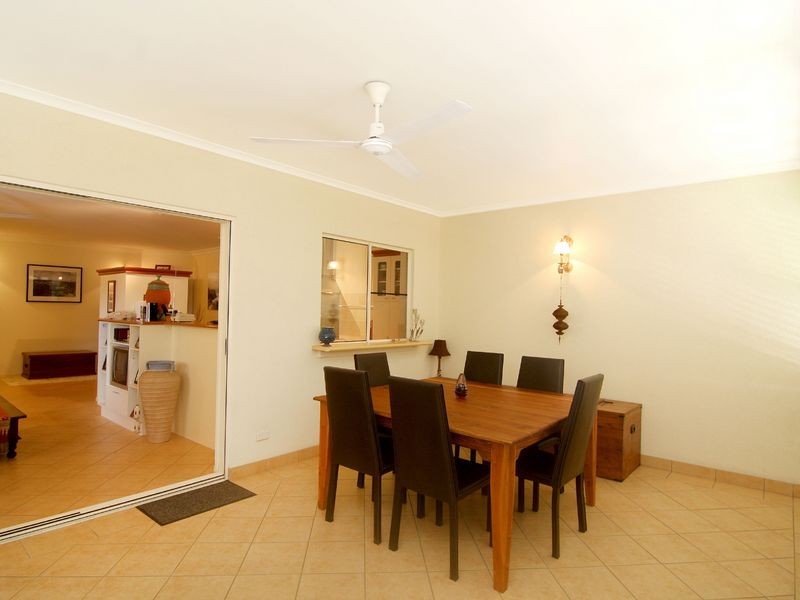 410/2 Greenslopes Street, Cairns North QLD 4870