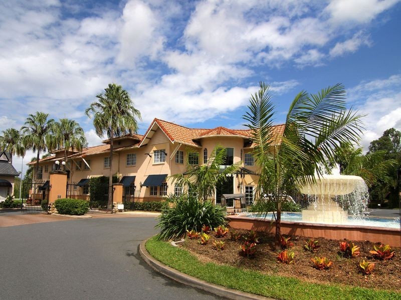 410/2 Greenslopes Street, Cairns North QLD 4870