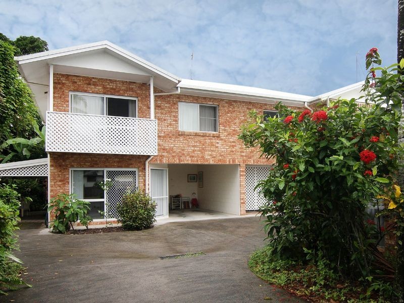 3/111 Callaghan Street, Mooroobool QLD 4870
