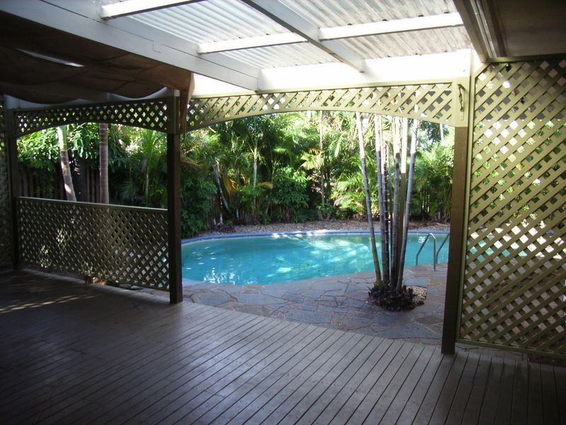 20 Ponticello Street, Whitfield QLD 4870