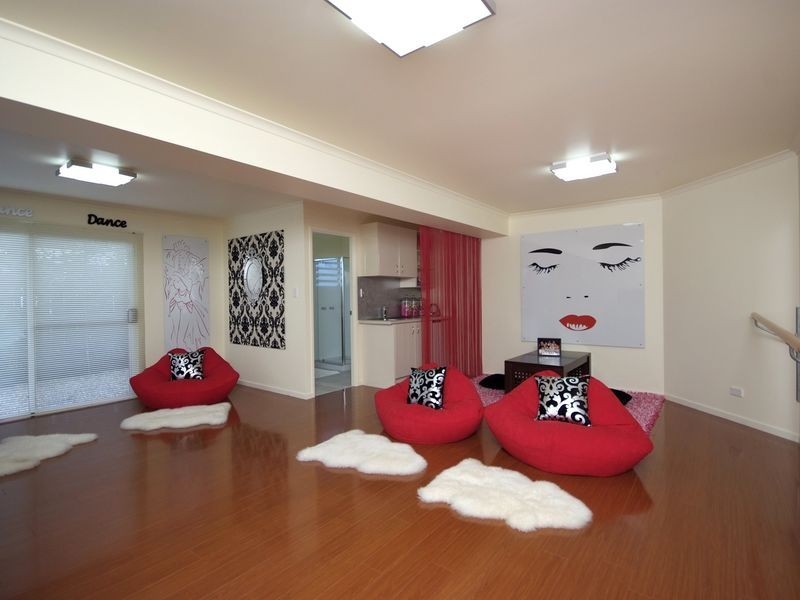 7 Neeve Close, Whitfield QLD 4870