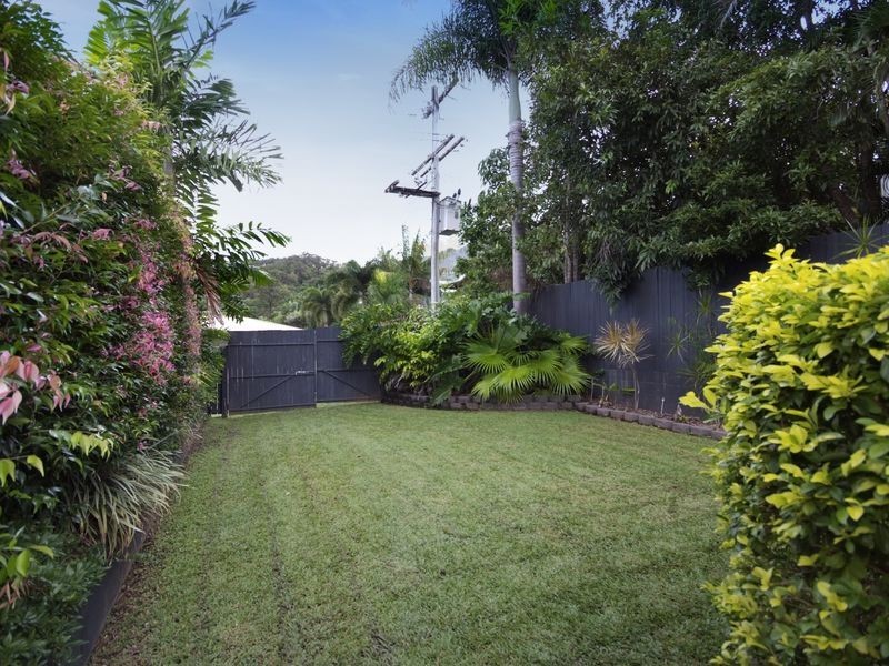 7 Neeve Close, Whitfield QLD 4870