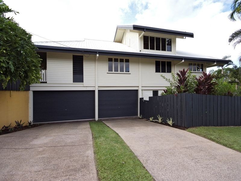 7 Neeve Close, Whitfield QLD 4870