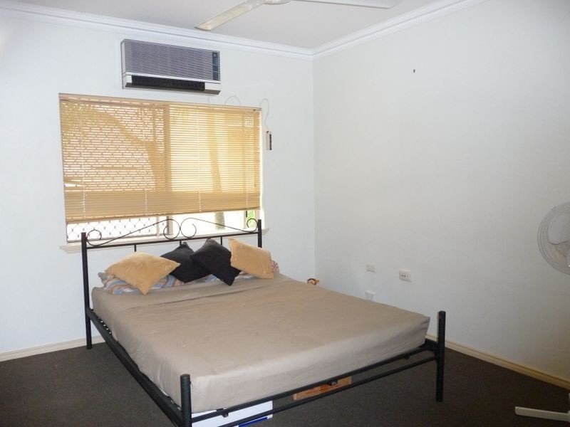 Manoora QLD 4870