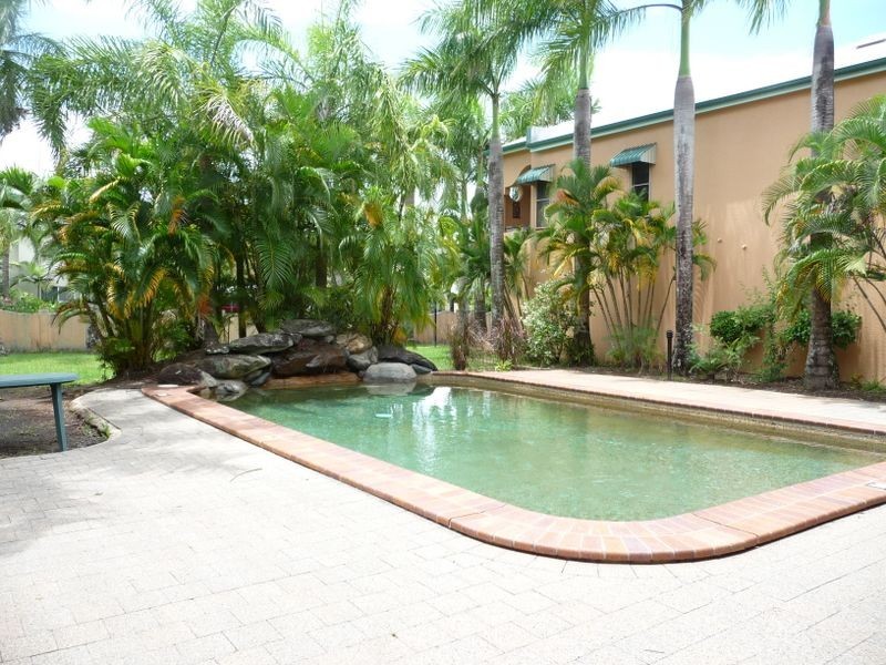 Manoora QLD 4870
