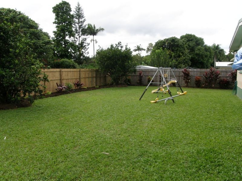 6 Lime Street, Mooroobool QLD 4870