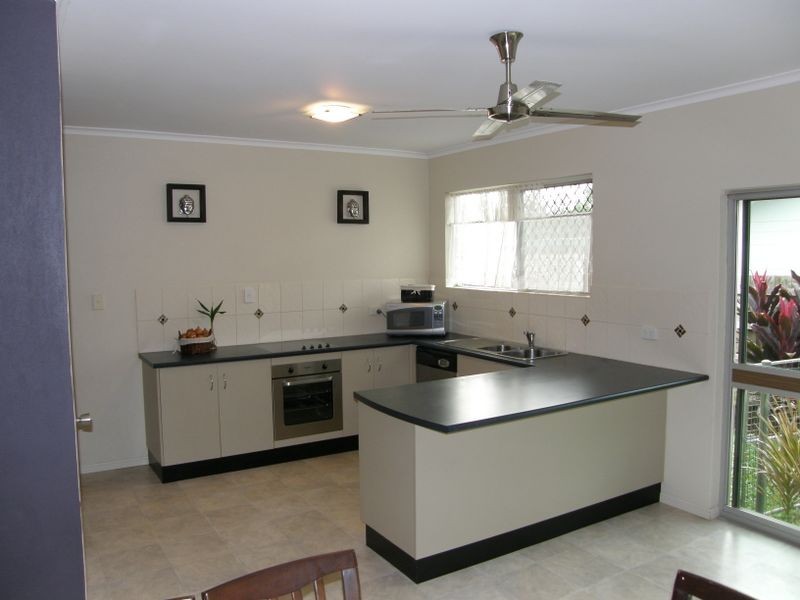 6 Lime Street, Mooroobool QLD 4870