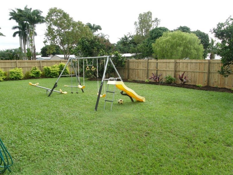 6 Lime Street, Mooroobool QLD 4870