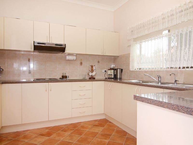 19 Meander Close, Brinsmead QLD 4870