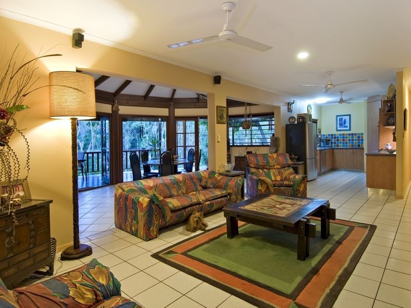30 Caribbean Street, Cairns QLD 4870