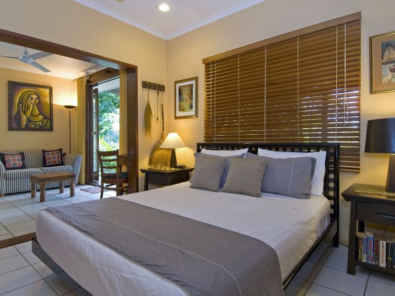 30 Caribbean Street, Cairns QLD 4870