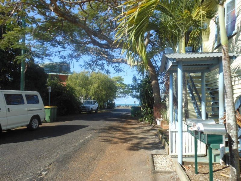 3/5 Mitchell Street, Machans Beach QLD 4878