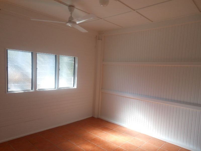 3/5 Mitchell Street, Machans Beach QLD 4878