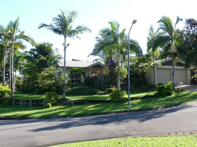 6 Wheeler Court, Brinsmead QLD 4870