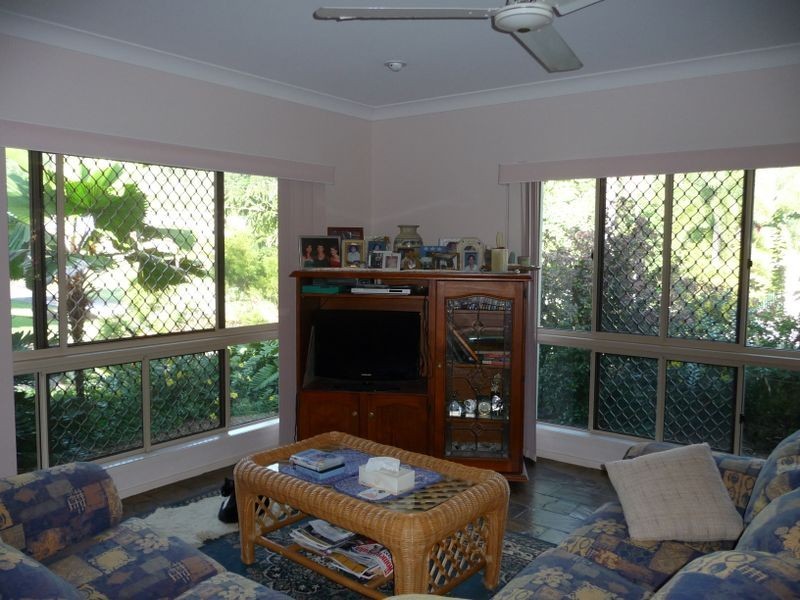 6 Wheeler Court, Brinsmead QLD 4870