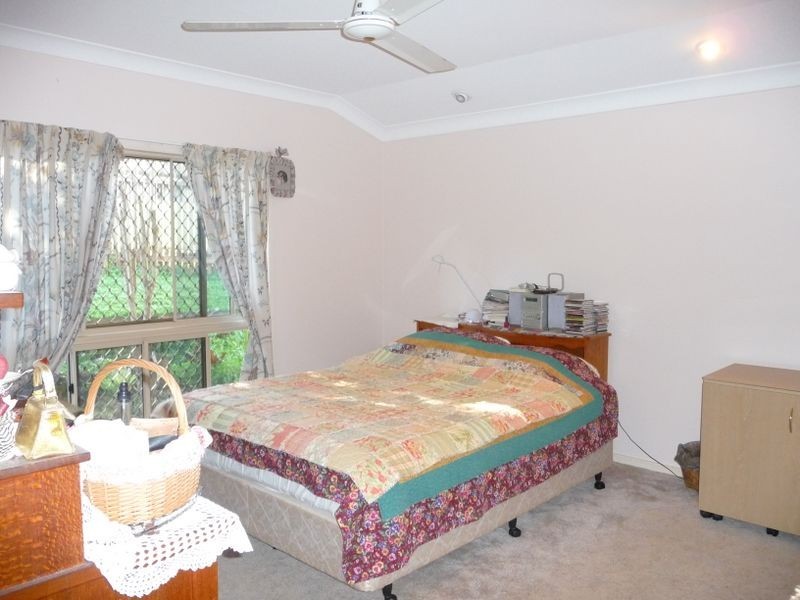 6 Wheeler Court, Brinsmead QLD 4870