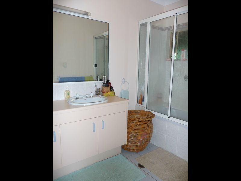 6 Wheeler Court, Brinsmead QLD 4870