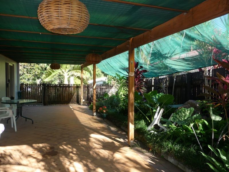6 Wheeler Court, Brinsmead QLD 4870