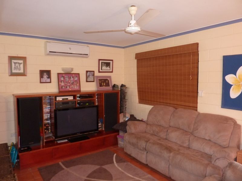 14 Tracey Close, Woree QLD 4868