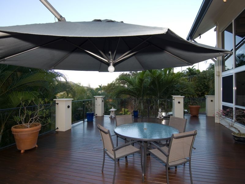 182 Hillview Crescent, Whitfield QLD 4870