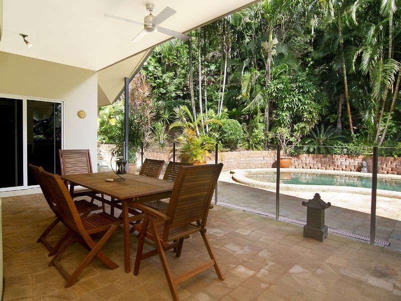 182 Hillview Crescent, Whitfield QLD 4870