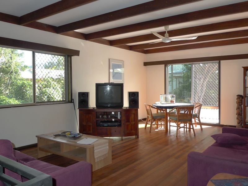 10 Mayers Street, Manunda QLD 4870