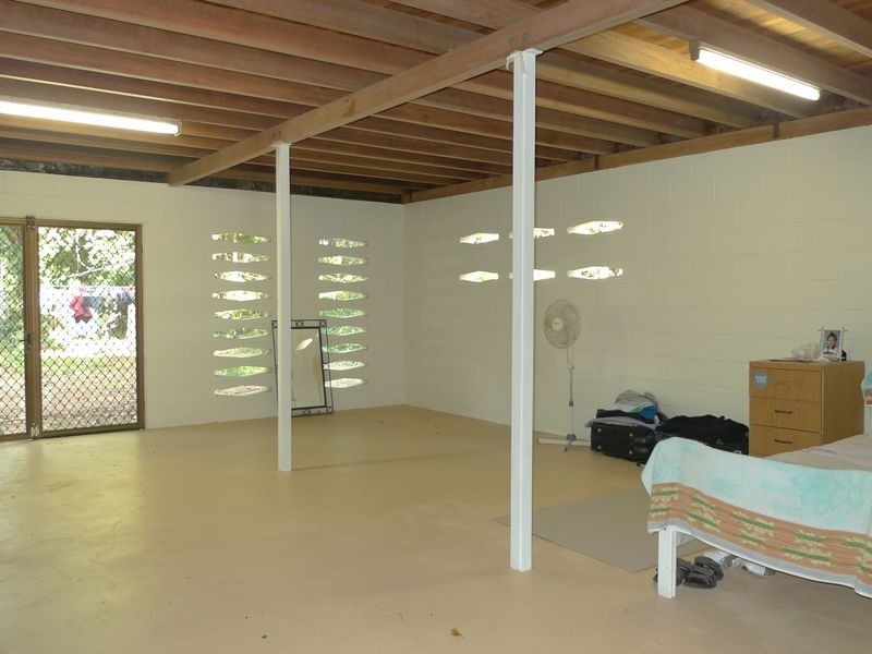 10 Mayers Street, Manunda QLD 4870