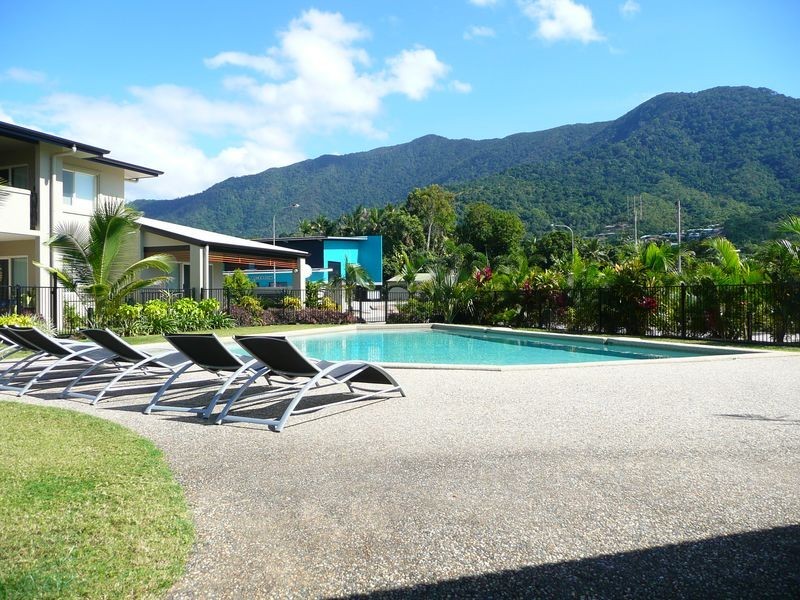 25/1-7 Ernest Street, Redlynch QLD 4870